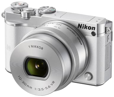 Nikon 1 J5 hybridkamera + 10-30 mm objektiv (hvit)
