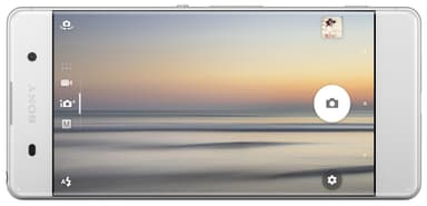 Sony Xperia XA smarttelefon (hvit)