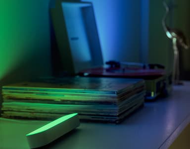 Philips Hue Play lysbar topakning (hvit) 7820231P7