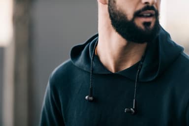 B&O Beoplay H5 trådløse in-ear-hodetelefoner (sort)
