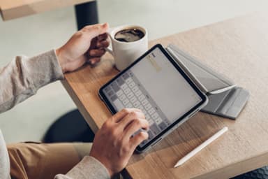 VersaCover iPad Pro 11" deksel (steingrå)