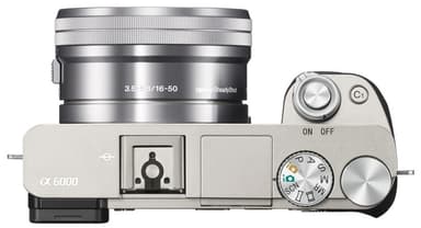 Sony Alpha A6000 systemkamera og 16-50 mm obj. (sølv)