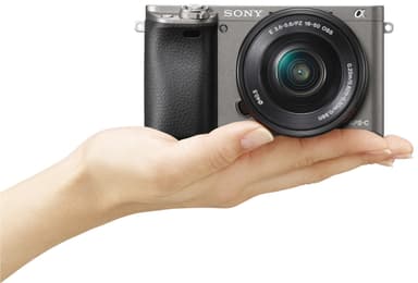 Sony Alpha A6000 systemkamera og 16-50 mm obj. (grå)