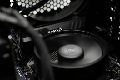 Edge Genesis 1 stasjonær gaming-PC