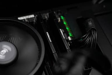 Edge Genesis 1 stasjonær gaming-PC