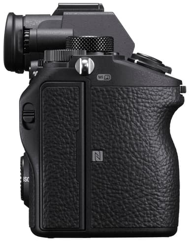 Sony Alpha A7 Mark 3 kamera med SEL2870 objektiv