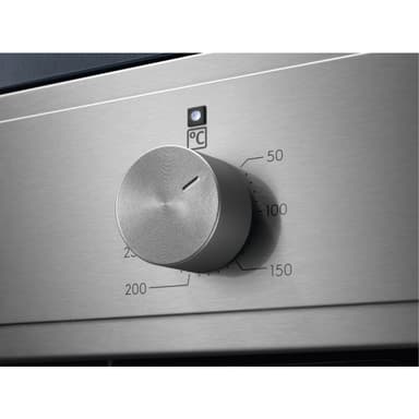 Electrolux integrert stekeovn COB300X