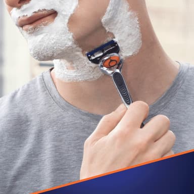 Gillette Fusion ProGlide barberhøvel + 6 blader