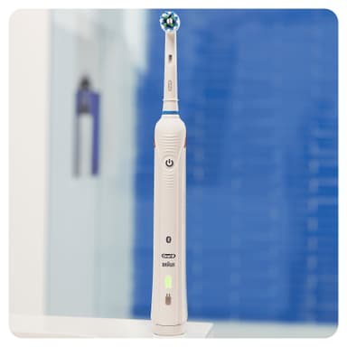 Oral-B Smart elektrisk tannbørste 5400N (hvit)