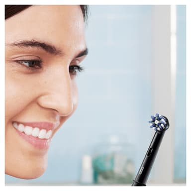 Oral-B Pro-2 2400N elektrisk tannbørste (sort)