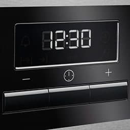 AEG SteamBake integrert stekeovn BEB351010M (rustfritt stål)