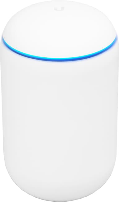 Ubiquiti Dream Machine alt-i-en router