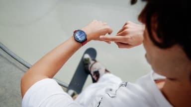 Huawei Watch GT2e smartklokke (lava red)