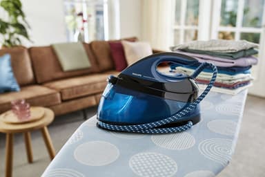 Philips PerfectCare Compact dampgenerator GC7833/80
