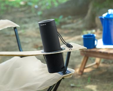 Sony bærbar trådløs høyttaler SRS-XB23 (sort)