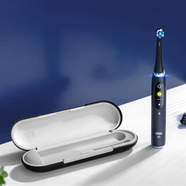 Oral B iO Series 9S elektrisk tannbørste IO9BK (sort)