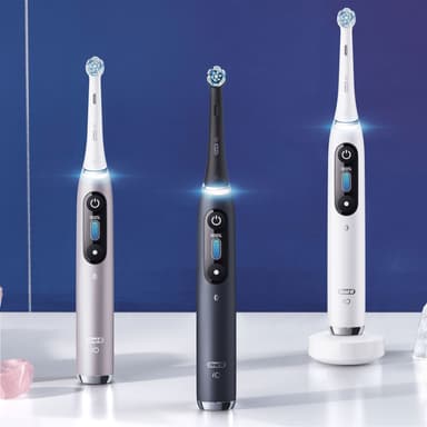 Oral B iO Series 9S elektrisk tannbørste IO9BK (sort)