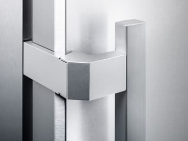 Liebherr Comfort BluPerformance kombiskap CNef 4335-21 001