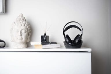 Philips trådløse around-ear TV-hodetelefoner SHD8850/12