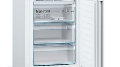 Bosch Series 4 kombiskap KGN36VWED (hvit)