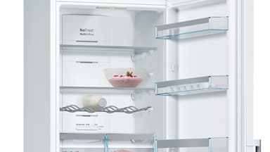 Bosch Serie 4 kombiskap KGN367WEQ (hvit)