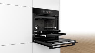 Bosch Serie 8 integrert dampovn HSG856XC7