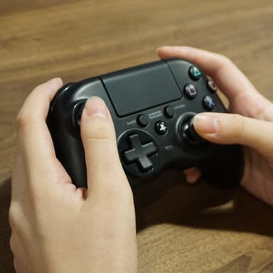 Horipad Onyx trådløs spillkontroll til PlayStation 4