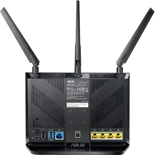 Asus RT-AC86U trådløs router.