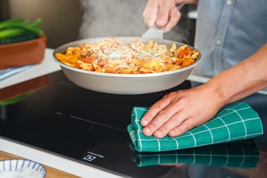 Electrolux platetopp HHB830FNK