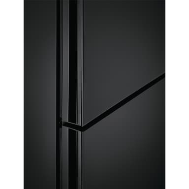 Electrolux Kombiskap LNT7ME32M1 (Sort)