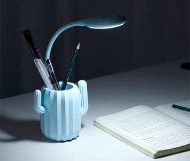Bordlampe / pennestativ med ladbar LED-belysning