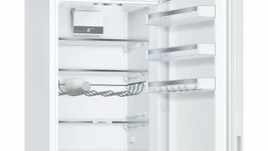 Bosch Series 6 kombiskap KGE39AWCA (hvit)