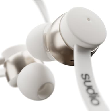 Sudio Elva trådløse in-ear hodetelefoner (hvit)