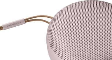 B&O Beosound A1 2. generasjon trådløs høyttaler (rosa)