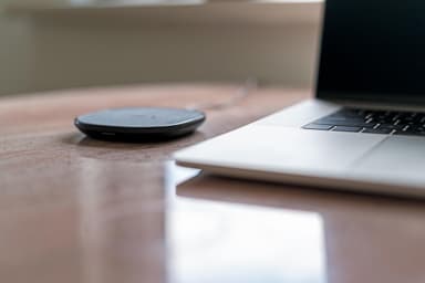 Mophie 15W trådløs ladeplate (sort)
