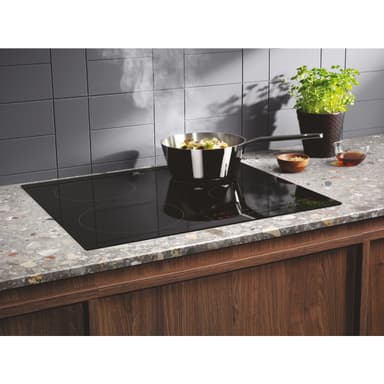 Electrolux 300 induksjonstopp HOI650MI (sort)