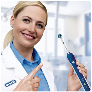 Oral-B Pro2 elektrisk tannbørste 2700