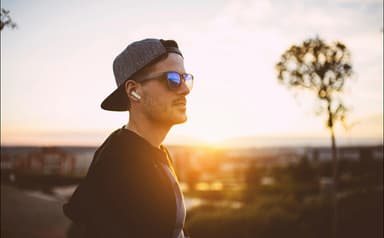 JBL LIVE Pro+ helt trådløse in-ear hodetelefoner (hvit)