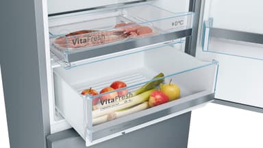 Bosch kjøleskap/fryser KGE49AICA (inox)
