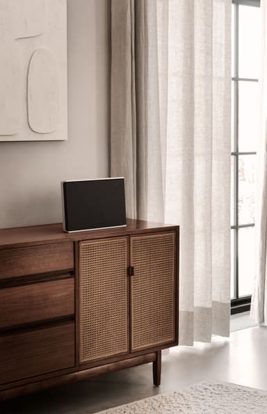 B&O Beosound Level trådløs høyttaler med Google Assistant (naturell)
