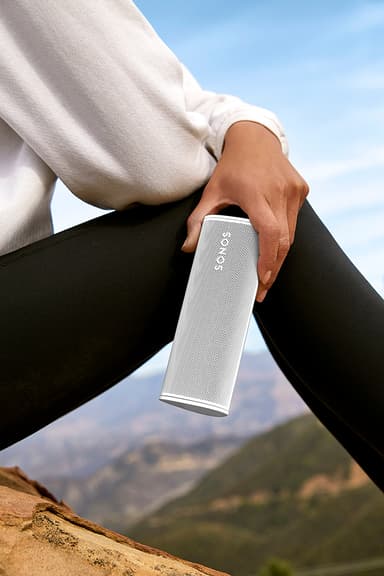 Sonos Roam bærbar trådløs høyttaler (lunar white)