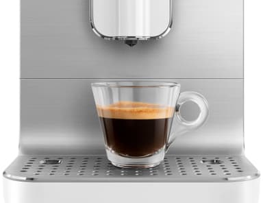 Smeg kaffemaskin BCC01WHMEU (hvit)