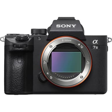 Sony A7 III m/ Tamron 35mm f/2.8 Di III
