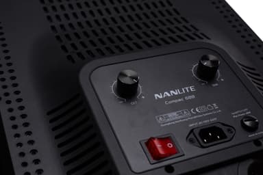 Nanlite Compac 68B Bi-colour LED-lys