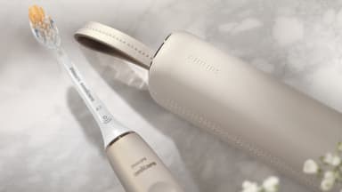 Philips Sonicare Prestige 9900 elektrisk tannbørste HX999211 (champagne)