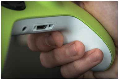 Microsoft Xbox Wireless kontroller (gul)