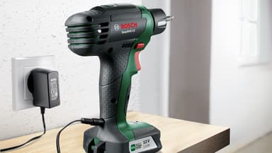 Bosch EasyDrill trådløs drill/skrutrekker 06039B3000