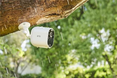 Arlo Essential trådløst FHD smartkamera 3-pakning (hvit)