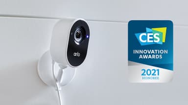 Arlo Essential Indoor Camera (sort)