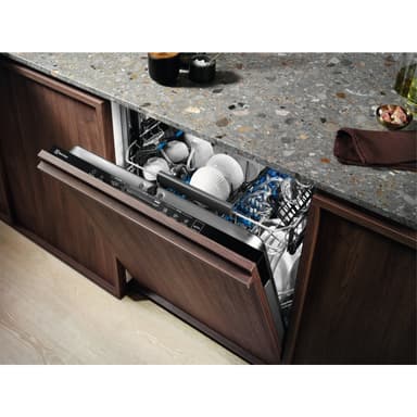 Electrolux Oppvaskmaskin EEQ67410W